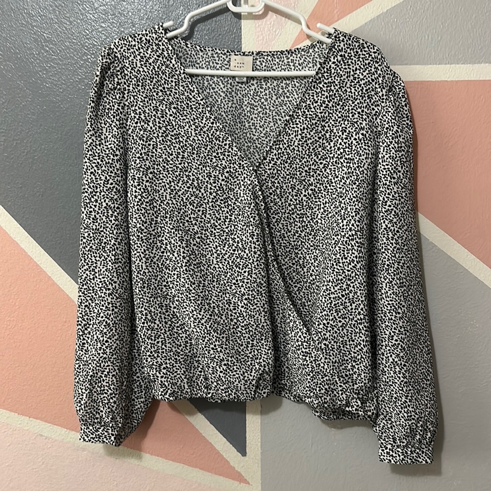 Woman’s Blouse XL